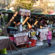 klikni pro více informací